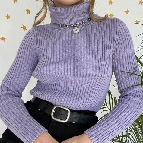 The Best Ways To Hide A Hickey Cute Layered Outfits, Lavender Clothes, Lilac Turtleneck, Turtle Neck Outfits, Fashion Meaning, Style For Guys, How To Have Style, Simple Clothes, Purple Outfit