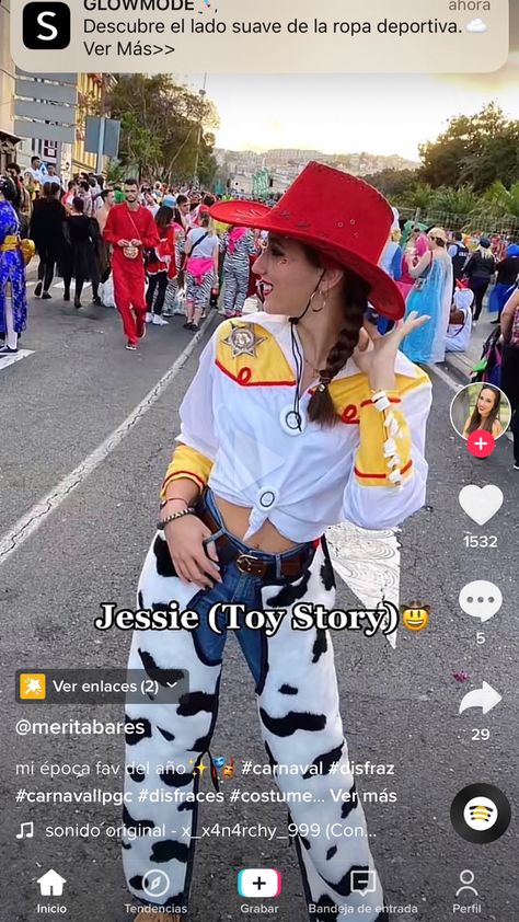 Jesse Costume, Jessie Cosplay, Cute Couple Halloween Costumes, Halloween Costume Outfits, Style Korea, Disney Fashion, Art Drawings Sketches Creative, Couple Halloween, Couple Halloween Costumes