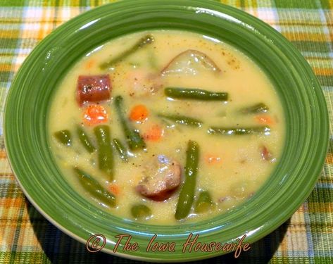 The Iowa Housewife: Green Bean Chowder Bean Chowder, Green Bean Soup, Green Beans Soup, Soups Stews Chilis, Healthy Changes, Eating Fast, Pot Pies, Green Bean Recipes, Soup And Sandwich