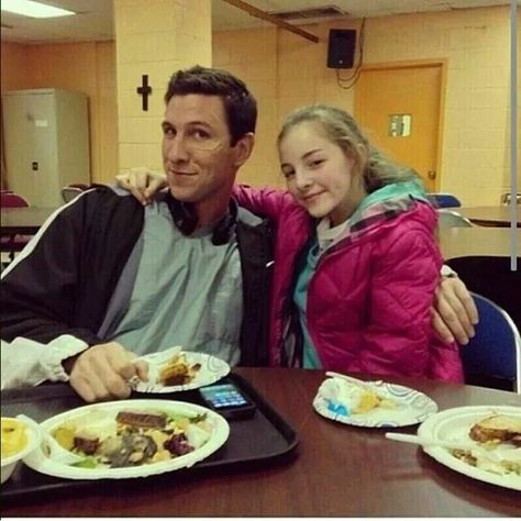 Pablo Schreiber aka William Lewis with his daughter Svu Funny, William Lewis, Pablo Schreiber, Law And Order: Special Victims Unit, Special Victims Unit, Olivia Benson, Law And Order Svu, Law And Order, A Pic