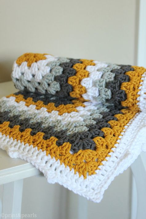 Crochet Lovey, Mustard Yellow and Gray Cotton Baby Blanket, Modern Baby Granny Square lovey - READY TO SHIP Crochet Blanket Grey, Crochet Blanket Border, Crochet Baby Ideas, Mittens Crochet, Modern Baby Blanket, Lovey Crochet, Trendy Baby Blankets, Modern Crochet Blanket, Crochet Lovey