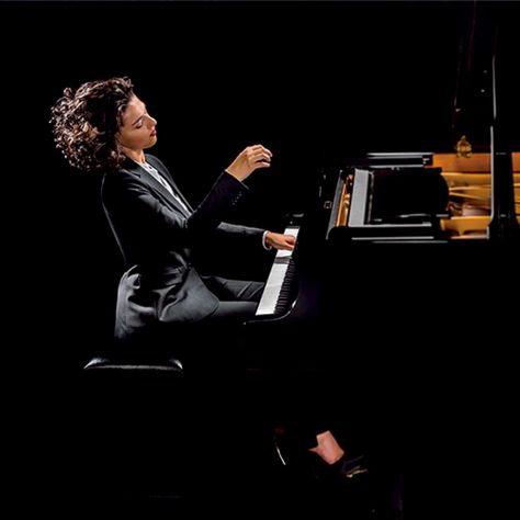 Classical Piano Music, Khatia Buniatishvili, Classical Piano, Piano Music, Piano, Art Photography, Concert, Music, Photography