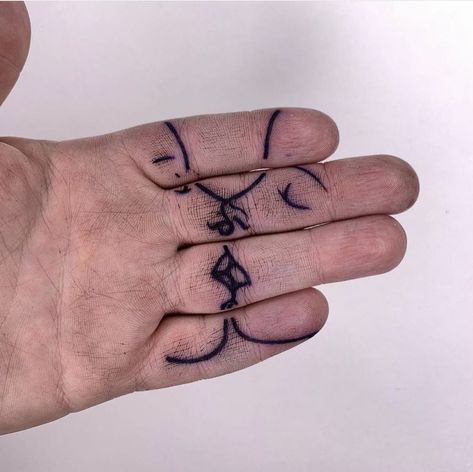 Instagram Los Angeles, La Tattoo, Ear Tattoos, Hand Tattoo, Ear Tattoo, Infinity Tattoo, Jesus Fish Tattoo, Hand Tattoos, Instagram Profile