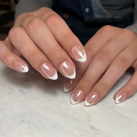 Chrome Frenchies, Frenchie Nails, Ella Woodward, Tip Nails, I Love A, French Tip Nails, Chrome Nails, Nail Tech, Short Nails