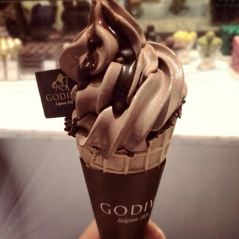 Godiva ice cream cone Godiva Ice Cream, Chocolate Cone, Godiva Chocolate, Yummy Ice Cream, Milk Shakes, Ice Cream Cones, Chocolate Ice, Ice Ice Baby, Ice Cream Sundae