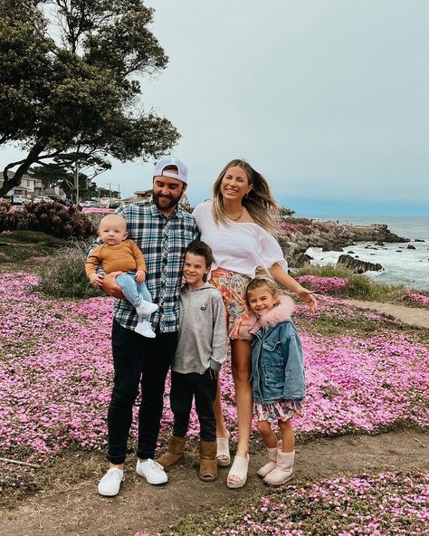 Monterey California Outfits, Houston Travel Guide, Krista Horton, Miami Travel Guide, California With Kids, California Bucket List, Family Road Trip, California Outfits, Monterey Bay Aquarium