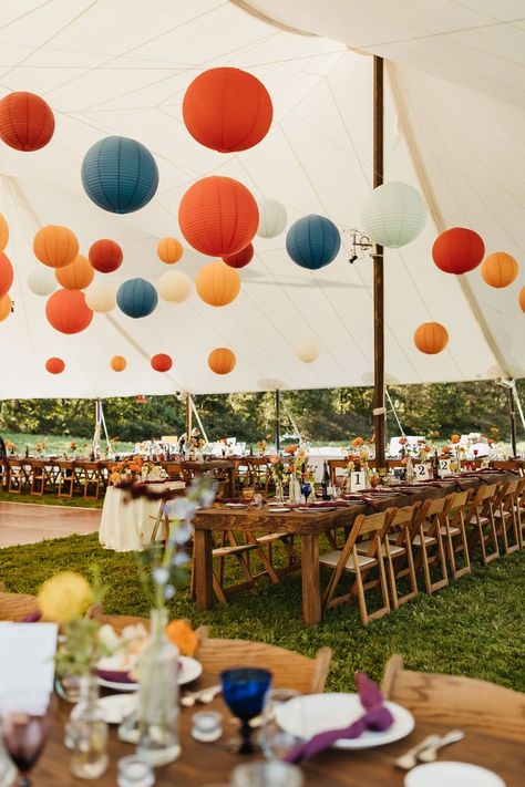 Paper Lanterns Wedding Reception, Colorful Lanterns Decor, Chinese Lantern Wedding Decor, Hanging Garden Lanterns, Wedding Tent Decorations Ceiling Decor Paper Lanterns, Fun Colorful Wedding Decor, Colorful Wedding Reception Tables, Wedding In Tent Decor, Coloured Lanterns Wedding