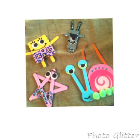 SpongeBob Ornaments for our SpongeBob tree - Christmas 2011 Spongebob Crafts For Kids, Spongebob Ornaments, Spongebob Crafts, Stick Ornaments, Spongebob Christmas, Crafts For Kids Easy, Spongebob Birthday Party, Christmas Arts, Spongebob Party