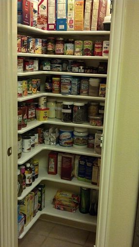 Pantry remodel using "U" shaped shelving....so much more efficient & organized than straight shelves. Remodel Pantry, Small Pantry Closet, Pantry Organization Hacks, Pantry Redo, Corner Pantry, Pantry Remodel, Pantry Makeover, Pantry Shelving, Small Pantry