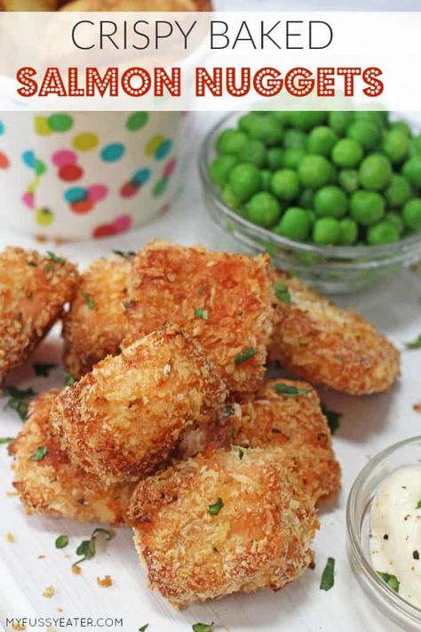 Salmon Recipe For Kids, Crispy Baked Salmon, Salmon Nuggets, Fish Recipes For Kids, Norwegian Salmon, Cooking With Kids Easy, Picky Eaters Kids, Nuggets Recipe, Healthy Baked