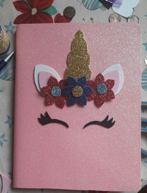 Fomic sheets craft Folder Decorado, Ideas Portadas, Book Cover Page Design, File Decoration, Cover Page Design, Sheet Art, File Decoration Ideas, Book Cover Page, Unicorn Card