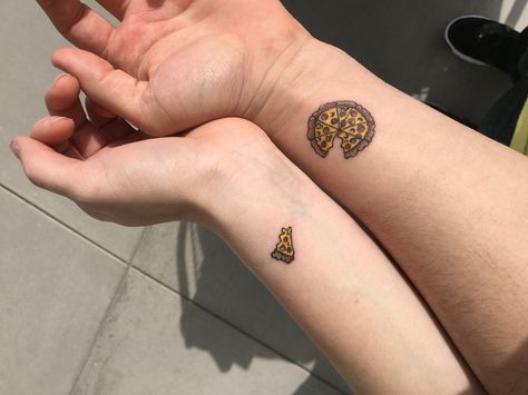 My best friend and I got matching pizza tattoos. Yolo. Mini Pizza Tattoo, Matching Taco Tattoos, Matching Lovers Tattoo Couple, Matching Pizza Tattoos, Small Pizza Tattoo, Funny Friendship Tattoos, Yolo Tattoos, Tattoo Couples, Pair Tattoos