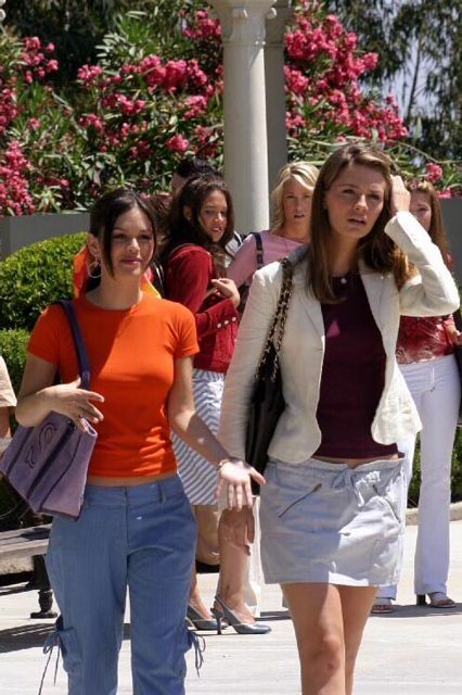 Rachel Bilson The Oc, Summer The Oc, Fashion Lessons, The Oc Tv Show, Summer Roberts, Oc California, Marissa Cooper, Early 2000s Fashion, 2000s Outfits