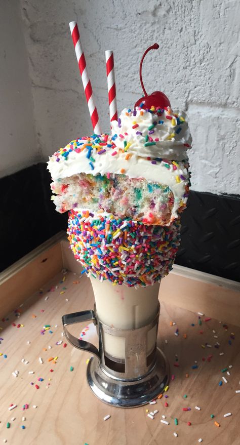 New Restaurant Coming to Downtown Disney District at Disneyland Resort - Half Crazy Mama Birthday Cake Shake, Cake Shake, Craft Burger, Birthday Cake Pictures, Cake Mini, Disneyland Food, Junk Food Snacks, Milkshake Recipes, New Restaurant