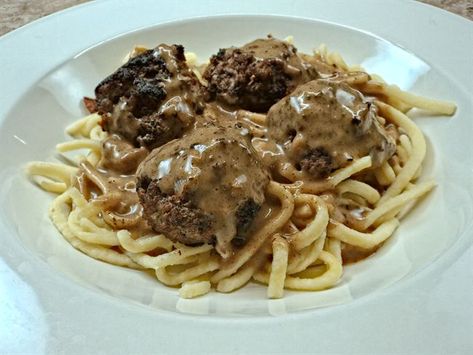 Low Sodium Meatballs and Gravy - Tasty, Healthy Heart Recipes Low Sodium Hamburger Meat Recipes, Low Sodium Ground Beef Recipes, Cardiac Recipes, Healthy Heart Recipes, Easy Low Sodium Recipes, Low Sodium Recipes Heart, Sodium Foods, Heart Healthy Recipes Low Sodium, Low Salt Recipes