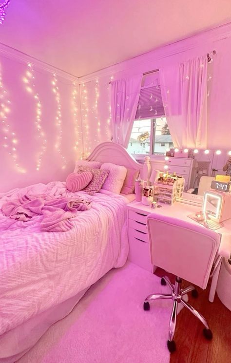 Zimmer Diy, Apartment Simple, Bedroom Ideas For Small Rooms Cozy, Room Organization Bedroom, Girly Room Decor, Luxury Room Bedroom, Pink Bedroom Decor, Cute Rooms, Pink Room Decor