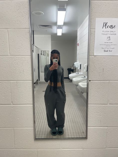 Comfy Yeezy Slides Outfit, Outfits Ideas Sweatpants, Black Proclub Sweats Outfit, Black Baggy Sweats Outfit, Cute Sweatpants Outfit Black Women, Feminine Sweatpants Outfit, Sage Sweatpants Outfit, Dark Grey Joggers Outfit Women, Body Suit With Sweatpants