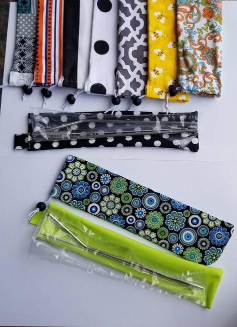 Utensil Pouch, Reusable Things, Straw Pouch, Plastic Free Life, Straw Holder, Travel Utensils, Avon Collectibles, Drinking Straw, Sewing Tutorials Free