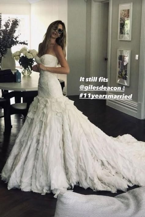 Chanel Wedding Dress, Peter Crouch, 11 Year Anniversary, Celebrity Brides, Ceremony Outfit, Abbey Clancy, Celebrity Bride, Maldives Beach, Vera Wang Wedding