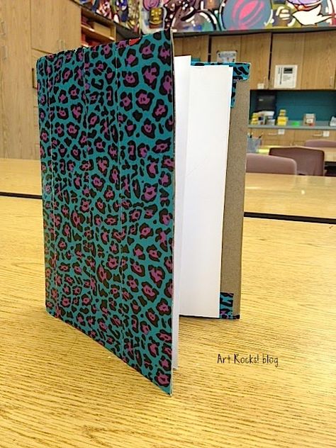 Art Rocks! make your own sketchbooks Art For Middle School, Sketchbook Prompts, Art Teacher Resources, Recycled Diy, Summer Drawings, Altered Book Journal, Art Assignments, Art Journaling Ideas, Attention Deficit