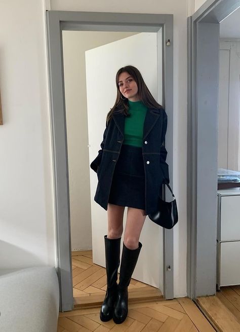 Long Coat And Skirt Outfit, Long Boots Outfit Winter, Short Coat Outfit, Skirt Outfits With Boots, Long Boots Outfit, Skirts And Boots, Fancy Boots, Coat And Skirt, Long Skirt Winter