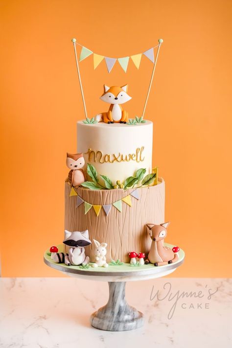 Forest Theme Cakes, Woodland Birthday Cake, Teddy Bear Birthday Cake, Baby Shower Cake Designs, Cake Designs For Kids, Fox Cake, Animal Birthday Cakes, Baby First Birthday Cake, Woodland Cake