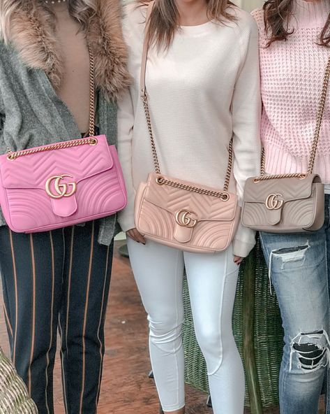 Comparing the Different Sizes of the Gucci GG Marmont Matelasse Shoulder Bag Gucci Bag Outfit, Bag Outfit Ideas, Gucci Marmont Matelasse, Gucci Marmont Mini, Shoulder Bag Outfit, Gucci Gg Marmont Matelasse, Gucci Marmont Bag, Outfit 2020, Mini Outfit