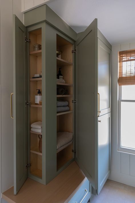 Custom Details Set This Tarrytown Remodel Apart - The Interior Collective Mudroom Cabinetry, Tractor Seat Stool, Removing A Wall, Design Camp, Reeded Glass, Creative Storage Solutions, Small Sink, Bungalow Style, Creative Storage