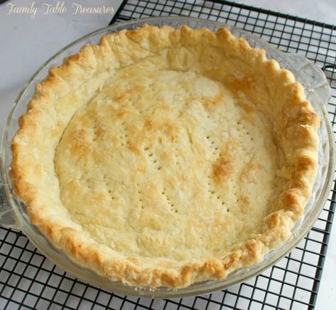 Mom's No Fail Flaky Pie Crust - Family Table Treasures How To Prebake Pie Crust, No Shrink Pie Crust, Never Fail Pie Crust Recipe, Never Fail Pie Crust, Double Pie Crust Recipe, No Fail Pie Crust, Perfect Flaky Pie Crust, Double Pie Crust, Flakey Pie Crust