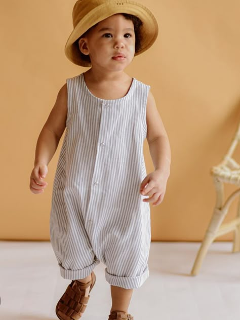 Linen Boys Outfit, Infant Boy Fashion, Boys Summer Fashion, Kids Dress Boys, Baby Clothes Patterns Sewing, Baby Fits, Baby Clothes Patterns, Baby Boy Fashion