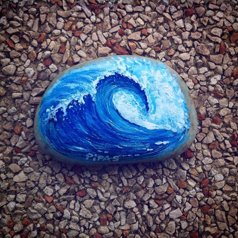 See this Instagram photo by @calamity_nat • 44 likes Rocks Crafts, Tropical Decorations, Seashell Painting, Painted Rocks Craft, Rock Painting Patterns, Beach Rocks, Pet Rocks, Rock Painting Designs, Rock Painting Art