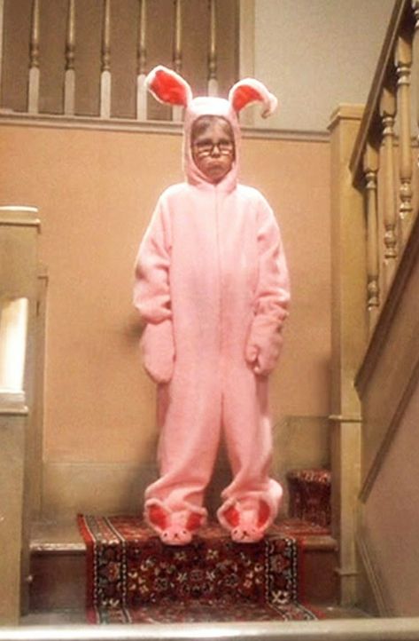 A Christmas Story. "You look like a deranged Easter Bunny." Christmas Story Bunny Costume, Dallas Cowboys Memes, Cowboys Memes, Funny Christmas Jokes, Nfl Funny, Sewing Humor, Sewing Quotes, Football Jokes, Easy Handmade Gifts