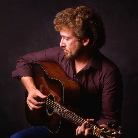 Born on July 1, 1955 in Ashland, KY Keith Whitley, Old Country Music, Best Country Music, Country Fan, Country Singer, Country Music Singers, Favorite Artist, Country Artists, Wall Pictures