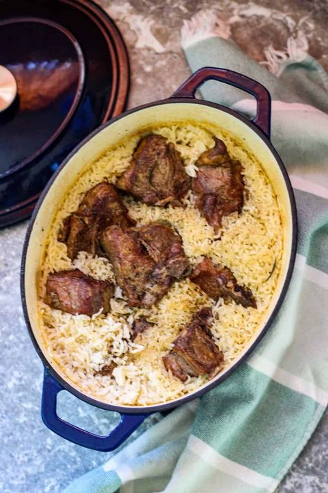 Oven Baked Lamb and Rice Dish - Mediterranean Latin Love Affair Lamb Chop And Rice Recipes, Lamb And Rice Recipes, Baked Lamb Recipes, Mediterranean Casserole, One Pot Mediterranean, Lamb Recipes Oven, Lamb Steak Recipes, Lamb And Rice, Lamb Casserole