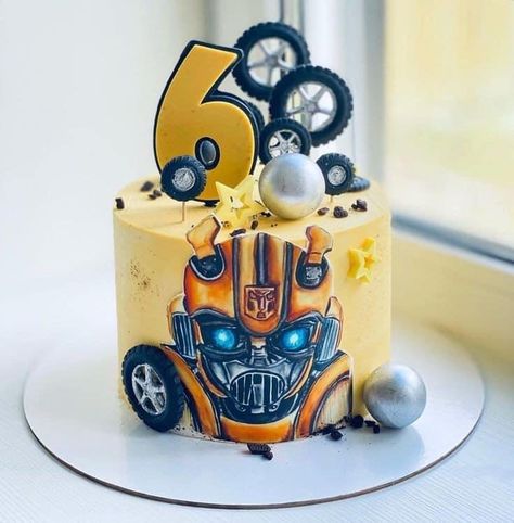 Bumble Bee Transformer Cake, Transformers Birthday Cake, Cake Decorating Tutorials Videos, Bumble Bee Cake, Transformers Cake, Transformers Birthday Parties, Mcqueen Cake, Diy Cake Stand, Transformer Birthday