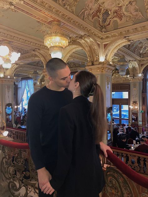 Couple pic ideas🖤 Budapest Couple Photos, Budapest Couple, Couple Pic Ideas, New York Cafe Budapest, New York Cafe, Budapest City, Couple Pic, Cute Couples Hugging, Pic Ideas