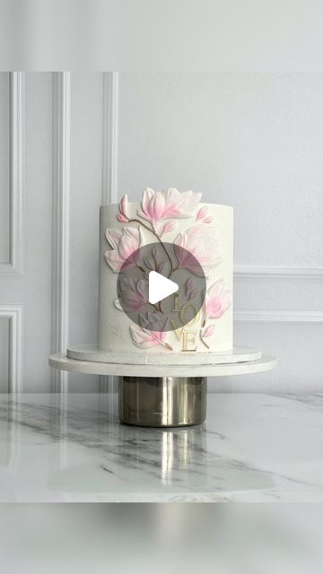 Cake Bomb, Magnolia Cake, Cake Techniques, Sweet Fragrance, Thanks A Lot, Pink Petals, Magnolia Flower, Cake Decor, Eclairs