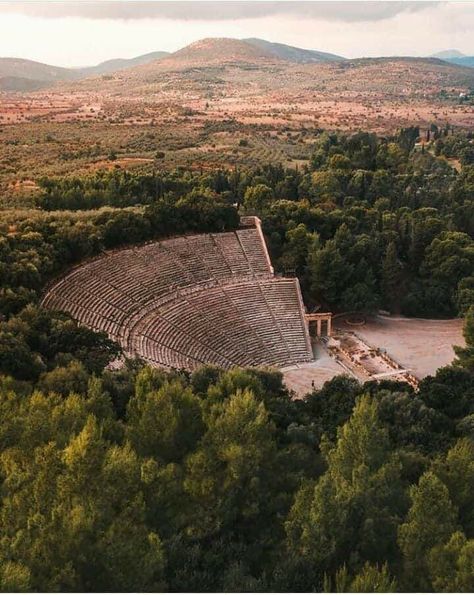 #DjangoShon #AncientPlaces #AbandonedPlaces #Greece #TheatreOfEpidaurus #History #Greek #World #Earth Epidaurus Theatre, History Of Egypt, Ancient Greece Aesthetic, Ancient Theatre, Ancient Greek Theatre, The Invincible, Greece Trip, Art Philosophy, Ancient Greek Gods