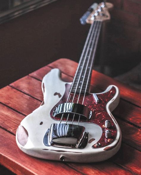 Banjo Tabs, Custom Bass Guitar, Custom Bass, Bass Guitar Lessons, Fender Precision Bass, Fender Jazz Bass, Fender Jazz, Fender Strat, All About That Bass