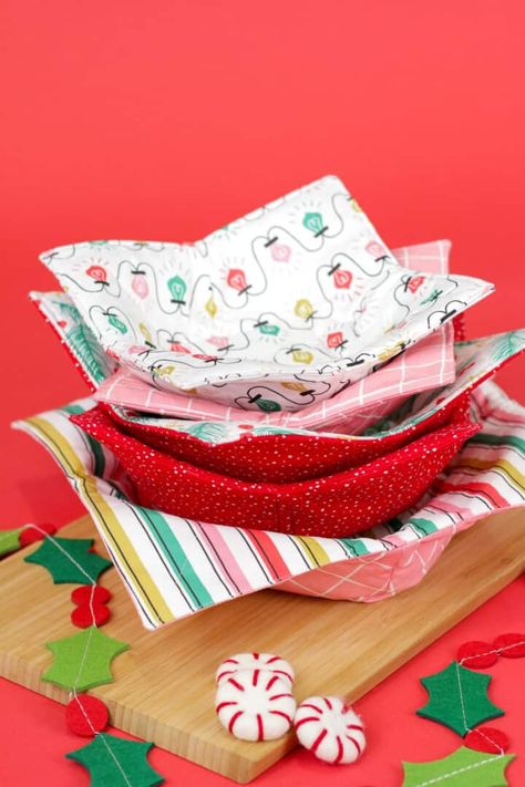 Microwave Bowl Cozy Sewing Pattern - Sweet Red Poppy Bowl Caddy Pattern, Fabric Bowl Cozy Free Pattern, Bowl Cozy Template Free, Fabric Microwave Bowl Pattern, Bowl Coozie Pattern, Microwave Plate Cozy Pattern Free, Bowl Cozy Pattern Free Printable, Bowl Cozy Sewing Pattern, Cozy Sewing Pattern