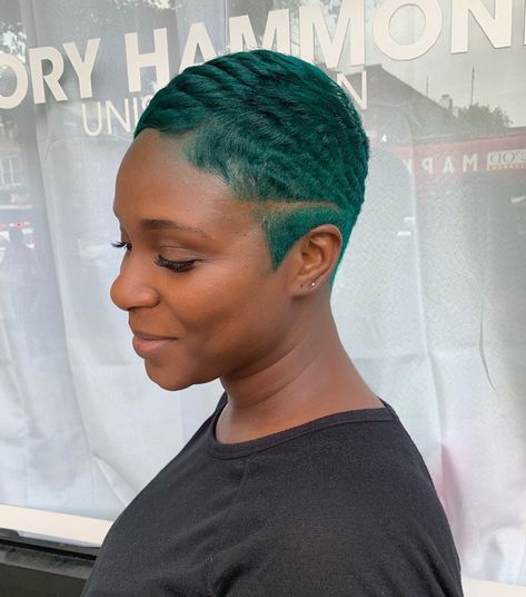 TORYHAMMONDSALON on Instagram: “One time for the birthday girl 🎉🎉🎉 she wanted a change she got a change! Green hair short cut we make it happen!!! #weworking #mobhair…” Green Bob Black Women, Short Green Hair Black Women, Dark Green Natural Hair Black Women, Green Pixie Cut, Dyed Short Hair, Green Bob Wig Black Women, Green Afro Hair Black Women, Low Haircuts, Short Green Hair