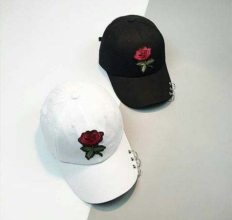 Rose Couple, Couple Baseball, Flat Hat, Women Embroidery, Flat Hats, Sport Accessories, Iron Ring, Snapback Caps, Hip Hop Hat