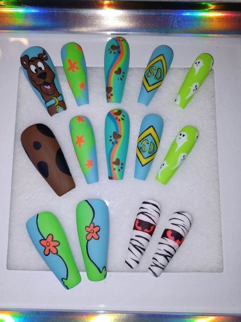 Different Shape Nail Set, Scooby Do Nails Halloween, Neon Cartoon Nails, Simple Cool Nail Designs, Mystery Machine Nails, Scooby Doo Nails Acrylic, Lorax Nails, 80s Nails Designs, Bright Green Nails Designs