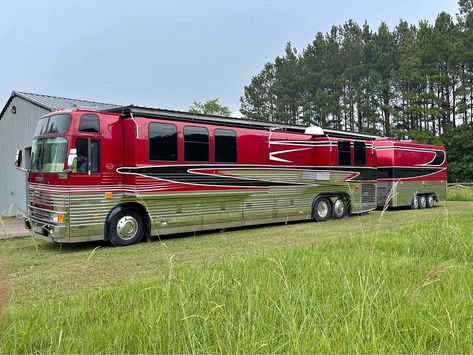 2000 Prevost Coach For Sale in Wilsonville, AL Tour Buses For Sale, Van Tent, Used Rv For Sale, Motor Homes For Sale, Prevost Bus, Prevost Coach, Bus Motorhome, Cool Rvs, Motorhome Conversions