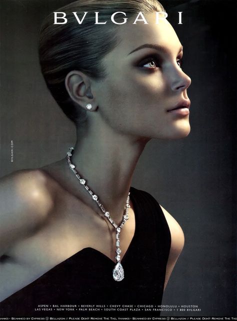 Jessica Stam, Cheap Swimwear, Makeup Package, Bridesmaid Makeup, Friends Are Like, Solitaire Pendant, Womens Fashion Trends, Modern Jewelry, Diamond Solitaire