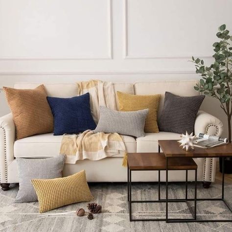 Beige Couch Blue Pillows, Beige Couch Pillow Ideas, Cream Couch Pillows, Sectional Pillows, Pillows On Couch, Beige Couch Living Room, Cute Throw Pillows, Cream Couch, Beige Couch