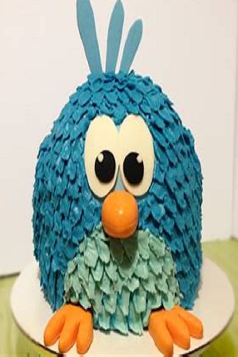 Bird Cake Ideas, Cakes For Party, Bird Dessert, Bird Birthday Cake, Marvel Cakes, Cartoon Happy Birthday, Super Hero Kids, Angry Birds Birthday Cake, Cartoon Birthday Cake