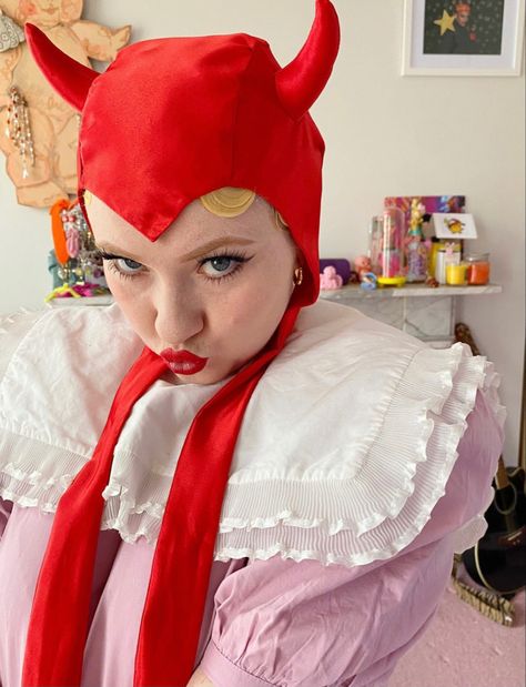 Halloween Vintage Costume, Retro Devil Costume, Vintage Devil Costume, Demon Outfit, Demon Costume, First Sewing Projects, Funky Hats, Devil Halloween, Devil Costume