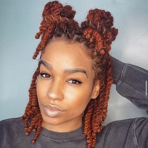 Loc Knot Bob, Colorful Locs, Loc Updos, Dread Journey, Natural Hair Videos Tutorials, Locs Color, Dyed Locs, Colored Locs, Copper Hair Color Ideas