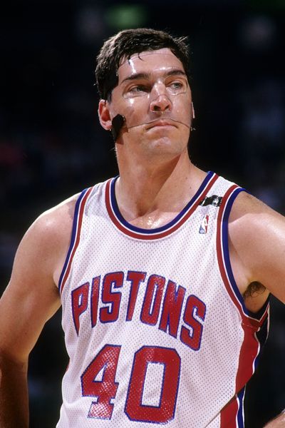 Bill Lambier Detroit Pistons. The first player I remember wearing the protective face mask in basketball. Bad Boy Pistons, Bill Laimbeer, Old School Basketball, Sporting Legends, Detroit Sports, Lakers Kobe Bryant, Michigan Sports, Bola Basket, School Basketball